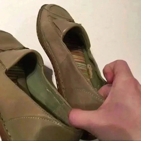 Eurostep Flats 8 Green Leather Square toe loafers - Picture 9 of 9